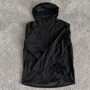 Lululemon Men’s Hooded Rain Jacket in Black